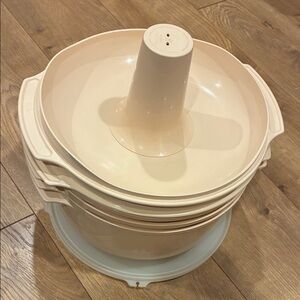 Tupperware Tupperwave